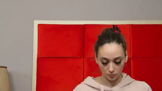 AliceMunro online show from 13, 3, 2025