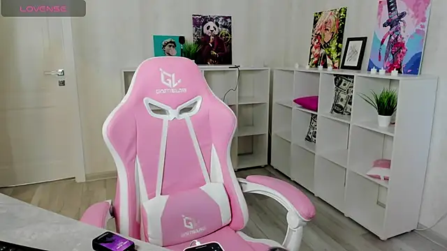 Stacey Brown online show from 2, 12, 2024