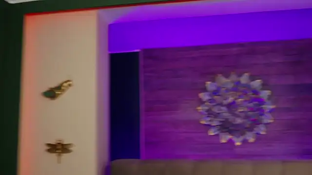 LoraDevine online show from 25, 9, 2025