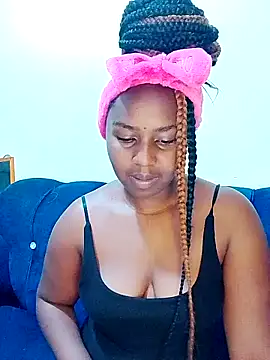 Snapshot of Sexxycheeks- chatting on 6, 2, 2025 Sexxycheeks- online show from 6, 2, 2025