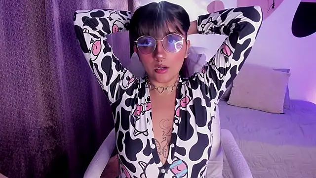 Alliccee online show from 13, 2, 2026