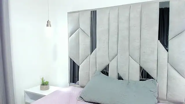 Alliccee online show from 9, 1, 2026