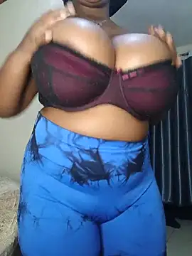 Snapshot of suckmyboobs12_ chatting on 3, 7, 2026 suckmyboobs12 online show from 3, 7, 2026