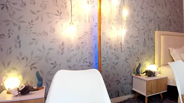 Snapshot of DanielaRuizz chatting on 8, 3, 2025 DanielaRuizz online show from 8, 3, 2025