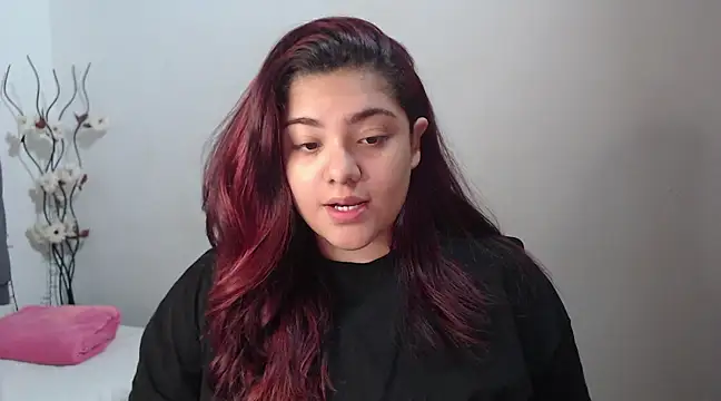 Snapshot of KathyGonzalez chatting on 1, 3, 2025 KathyGonzalez online show from 1, 3, 2025