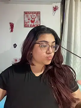 Snapshot of KathyGonzalez chatting on 29, 10, 2025 KathyGonzalez online show from 29, 10, 2025