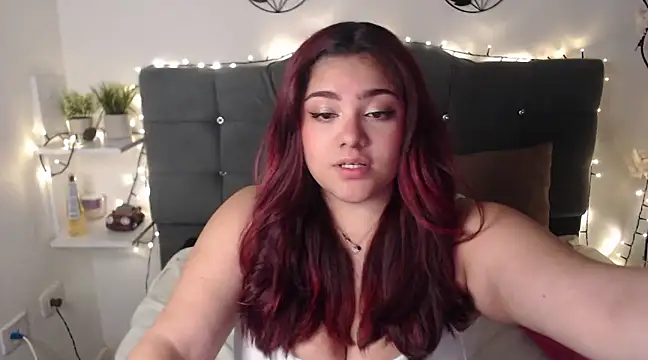 Snapshot of KathyGonzalez chatting on 2, 3, 2025 KathyGonzalez online show from 2, 3, 2025