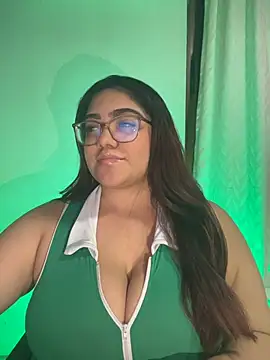 Snapshot of KathyGonzalez chatting on 17, 11, 2025 KathyGonzalez online show from 17, 11, 2025