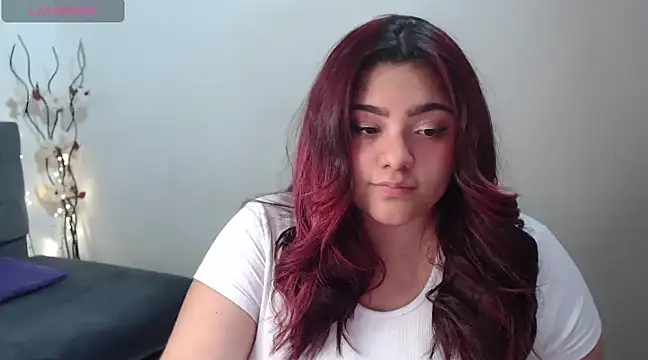 Snapshot of KathyGonzalez chatting on 18, 2, 2025 KathyGonzalez online show from 18, 2, 2025