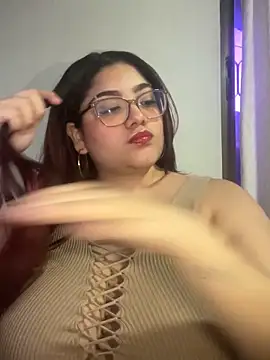 Snapshot of KathyGonzalez chatting on 22, 9, 2025 KathyGonzalez online show from 22, 9, 2025