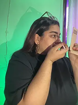 KathyGonzalez online show from 2, 12, 2025