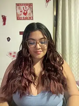 Snapshot of KathyGonzalez chatting on 8, 10, 2025 KathyGonzalez online show from 8, 10, 2025