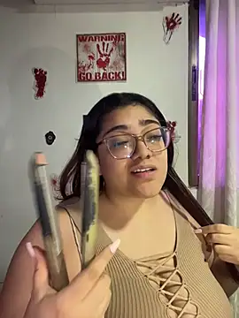 Snapshot of KathyGonzalez chatting on 24, 10, 2025 KathyGonzalez online show from 24, 10, 2025