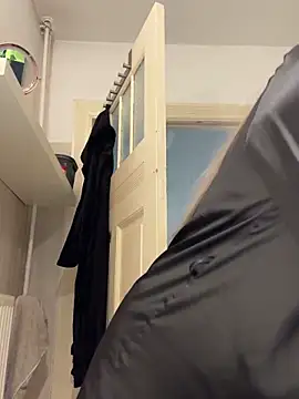 Snapshot of ElenaHaze chatting on 6, 3, 2025 ElenaHaze online show from 6, 3, 2025