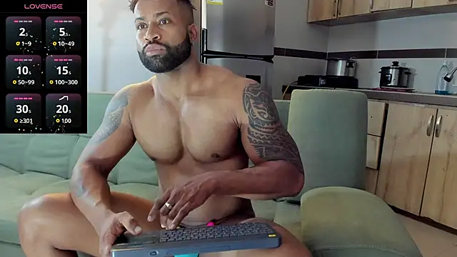 MattRodriguez9 online show from 8, 10, 2025