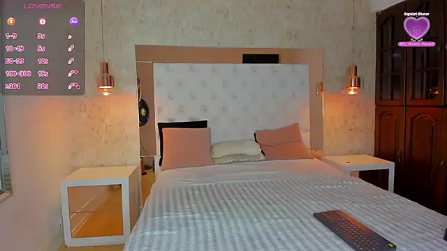 AshleyyBrownn online show from 9, 1, 2026