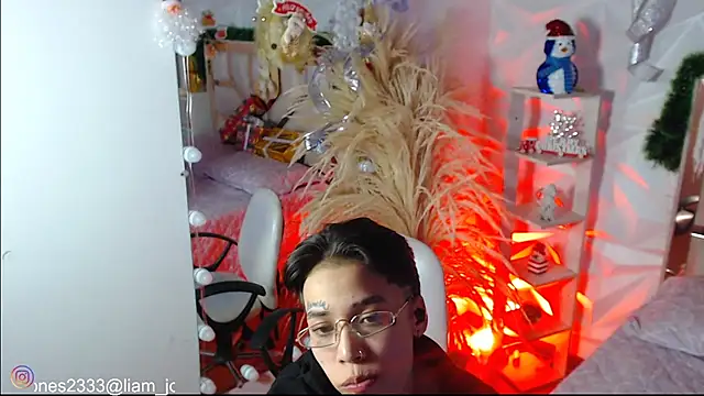 Jonesliam23 online show from 22, 12, 2025