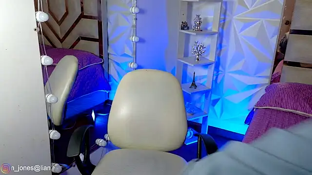 Jonesliam23 online show from 16, 5, 2026