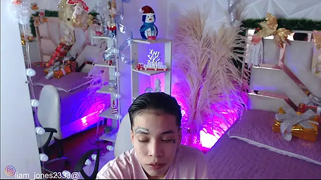 Jonesliam23 online show from 19, 12, 2025