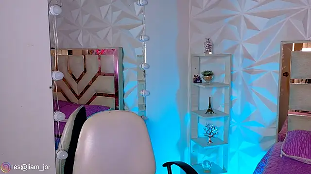 Jonesliam23 online show from 28, 5, 2026