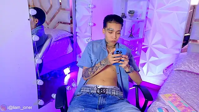 Jonesliam23 online show from 31, 5, 2026