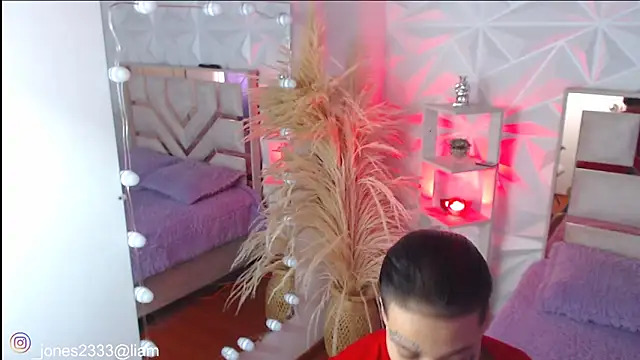 Jonesliam23 online show from 18, 10, 2025