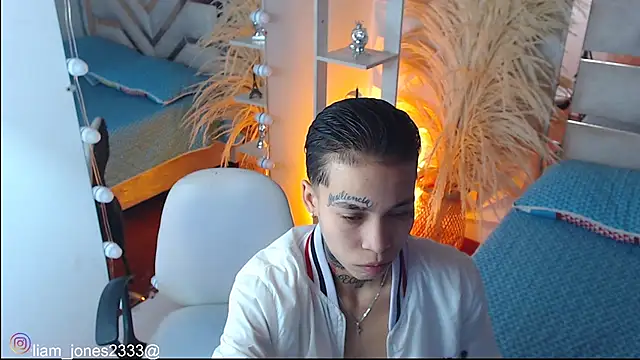 Jonesliam23 online show from 21, 11, 2025