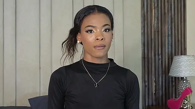 Snapshot of adaraSmiith chatting on 15, 4, 2026 adaraSmiith online show from 15, 4, 2026