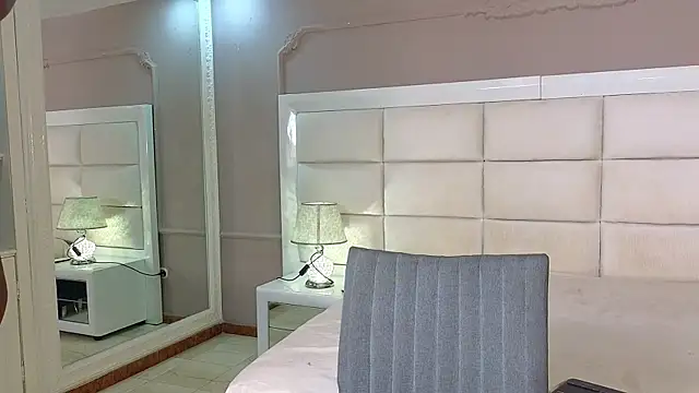 Snapshot of adaraSmiith chatting on 5, 2, 2026 adaraSmiith online show from 5, 2, 2026