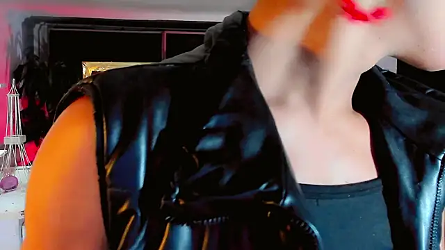 the-horus-girl online show from 15, 11, 2025