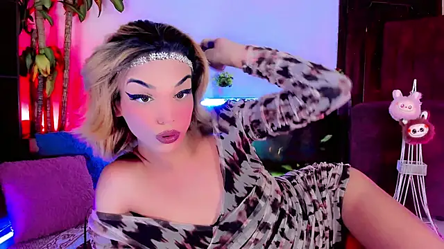 the-horus-girl online show from 19, 9, 2025