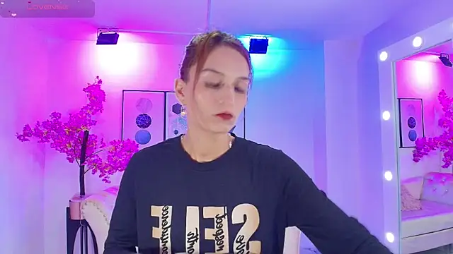 Tamara slimx online show from 4, 10, 2025