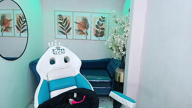 Tamara slimx online show from 6, 5, 2026