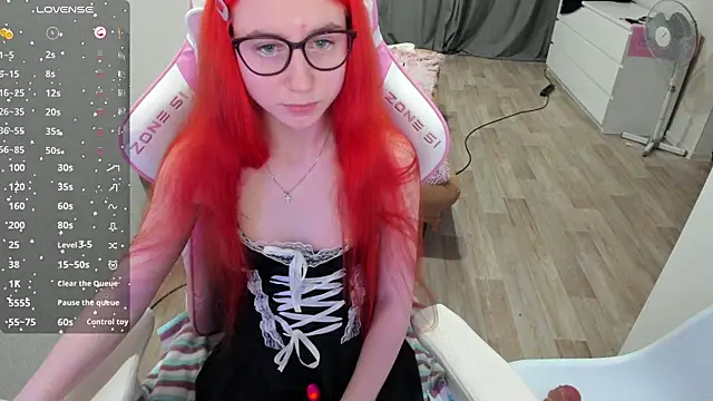 Malina Lovely online show from 27, 10, 2025