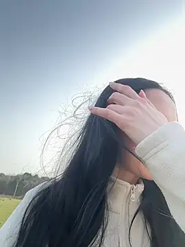 Vanesskaa online show from 5, 3, 2026