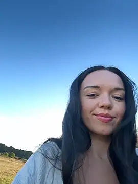 Vanesskaa online show from 8, 9, 2025