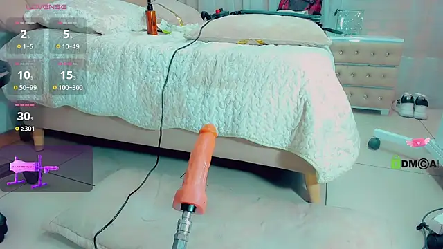 EmilyySaenz online show from 16, 9, 2025