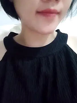  Attractivegirl33 online show from 6, 10, 2025