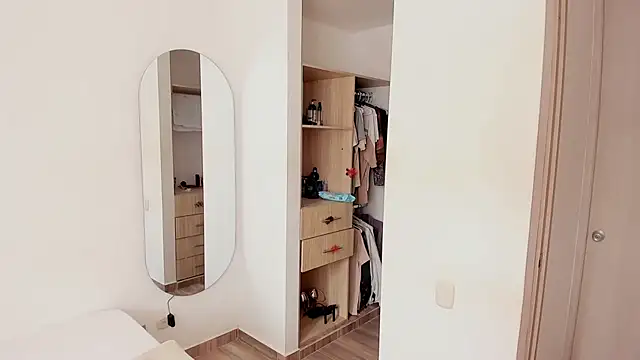 rose scottt online show from 11, 11, 2025