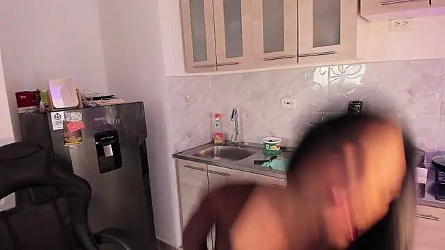 rose scottt online show from 5, 4, 2026