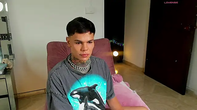 Jordyrodriiguez online show from 18, 10, 2025