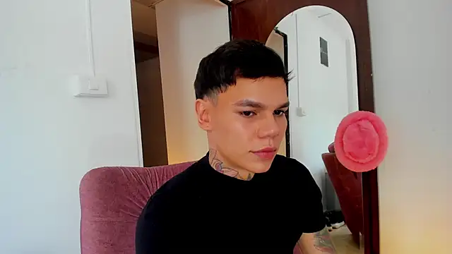 Jordyrodriiguez online show from 28, 10, 2025