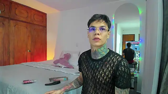 Jordyrodriiguez online show from 27, 2, 2025