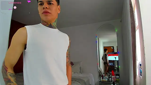 Jordyrodriiguez online show from 8, 2, 2025