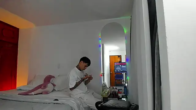 Jordyrodriiguez online show from 16, 2, 2025