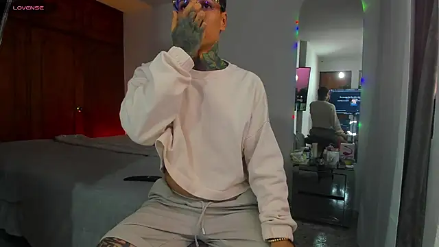 Jordyrodriiguez online show from 12, 2, 2025