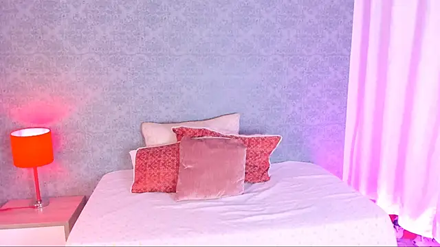 CatrinaRossi online show from 15, 1, 2025