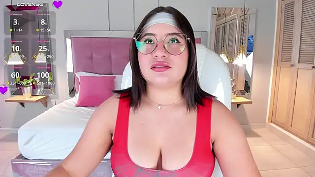 HannaKarson online show from 6, 10, 2025