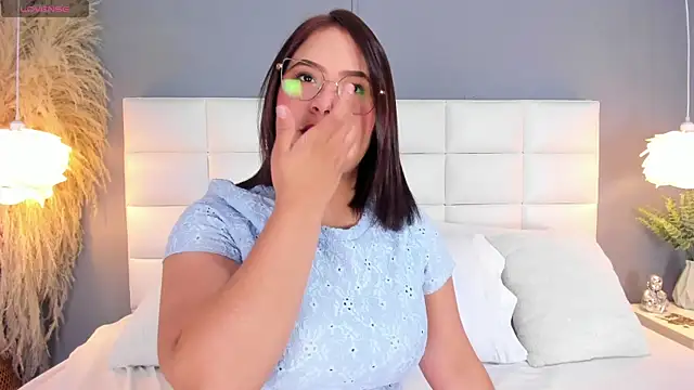 HannaKarson online show from 18, 11, 2025