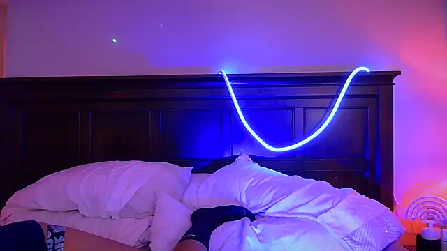 FrankieKentucky online show from 18, 4, 2026